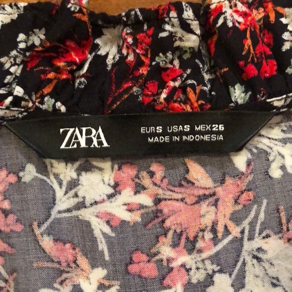 Zara Flirty Floral Dress - Picture 3 of 5
